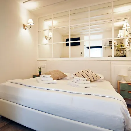 La Casa Del Melo 3* Bari